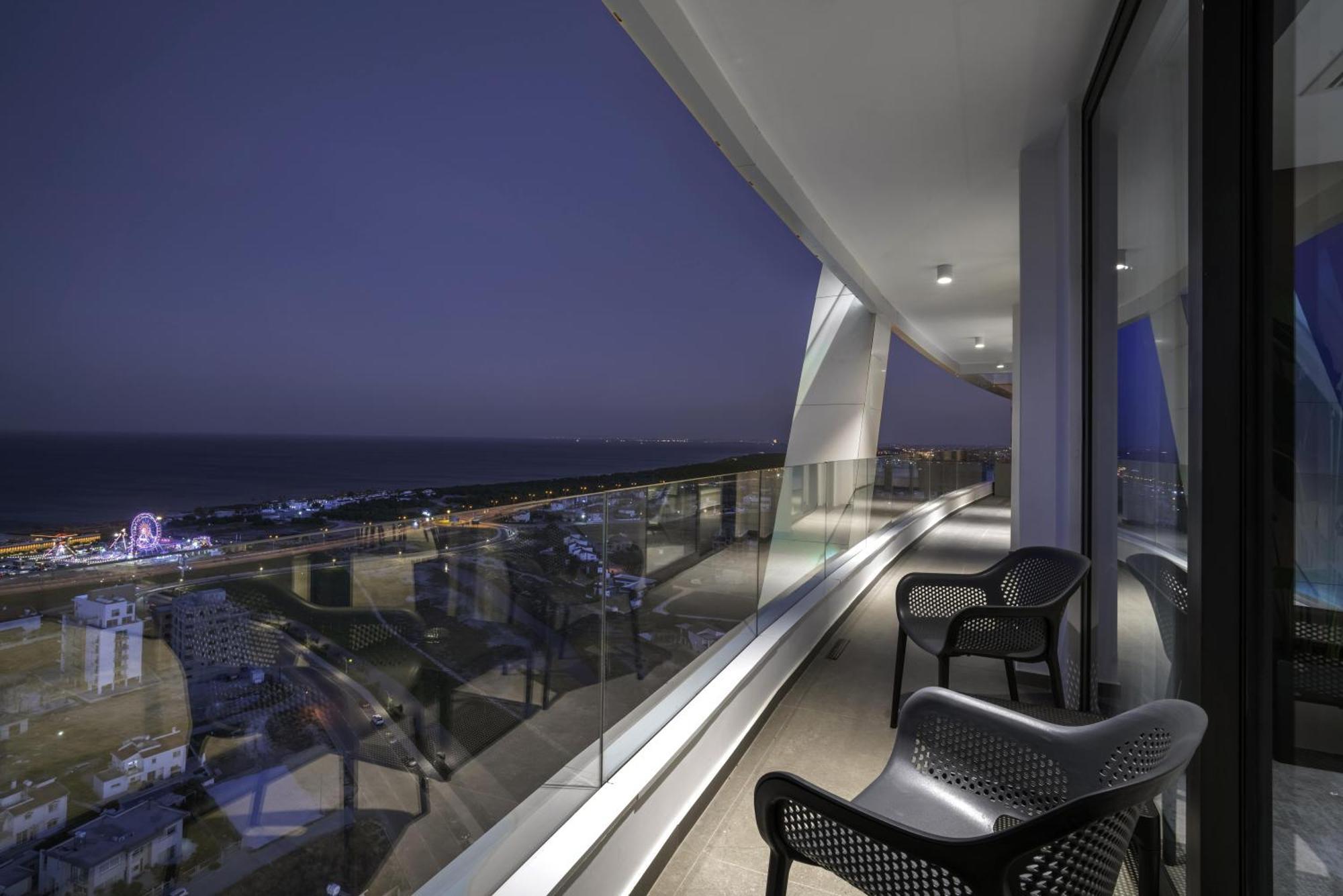 Grand Sapphire Resort & Casino Trikomo Екстериор снимка