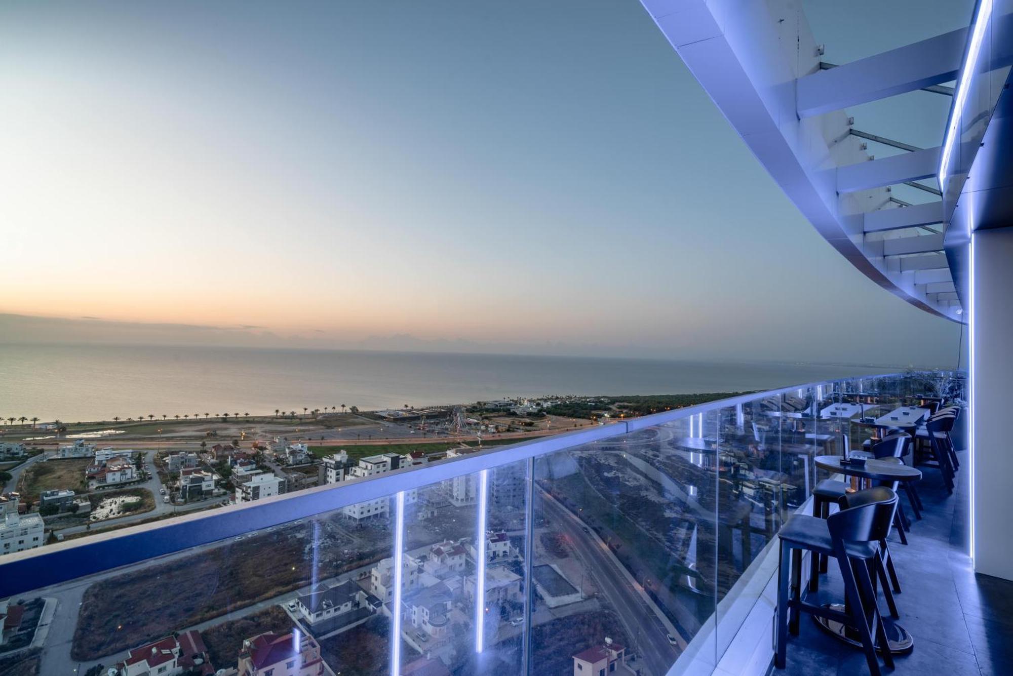Grand Sapphire Resort & Casino Trikomo Екстериор снимка