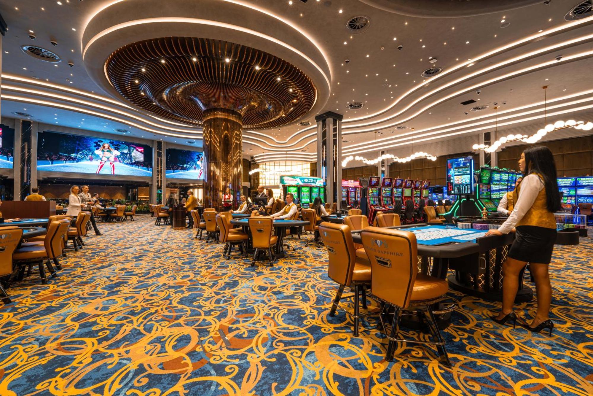 Grand Sapphire Resort & Casino Trikomo Екстериор снимка