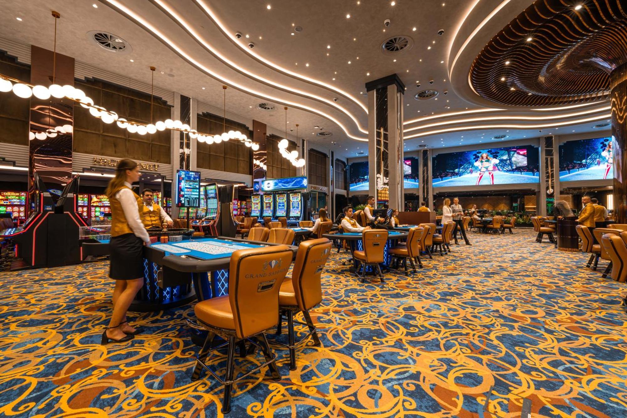 Grand Sapphire Resort & Casino Trikomo Екстериор снимка