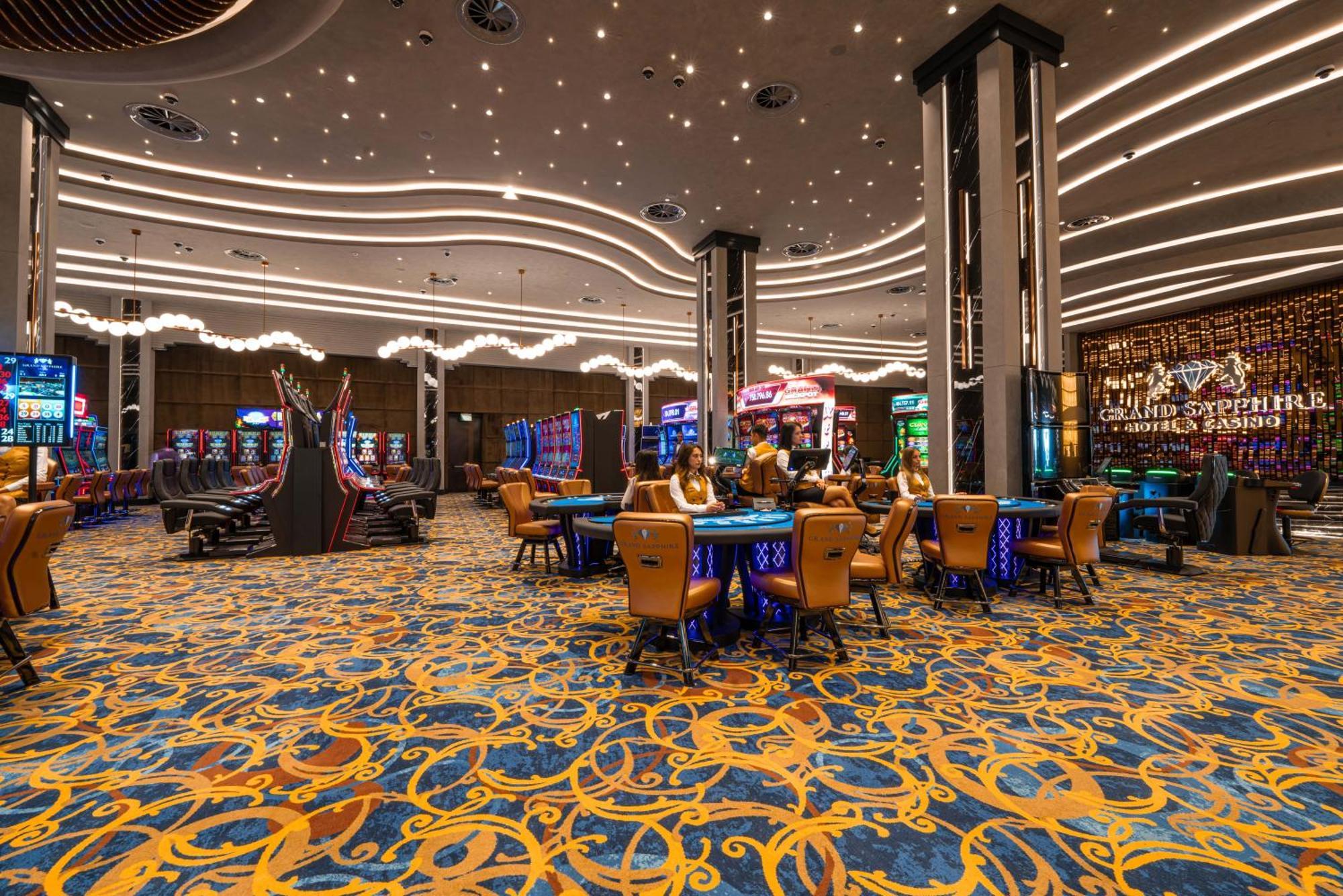 Grand Sapphire Resort & Casino Trikomo Екстериор снимка