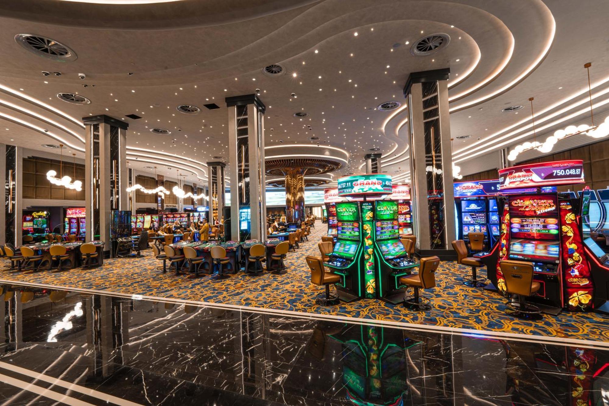 Grand Sapphire Resort & Casino Trikomo Екстериор снимка